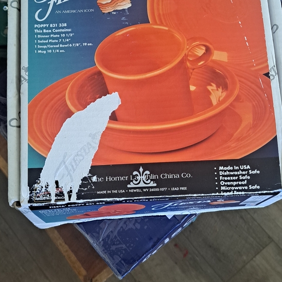 Fiesta  poppy color  4pc set in box - Picture 5 of 5
